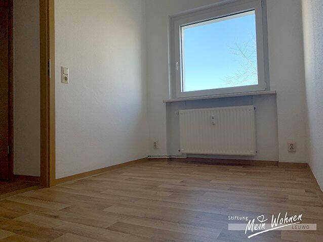 Etagenwohnung Bad Dürrenberg - 3 Zimmer, 55 m&sup2;, 355&euro; | Angebot:26105615