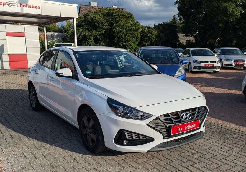 Hyundai i30 58.000 km 12.990 € Holleben 06179
