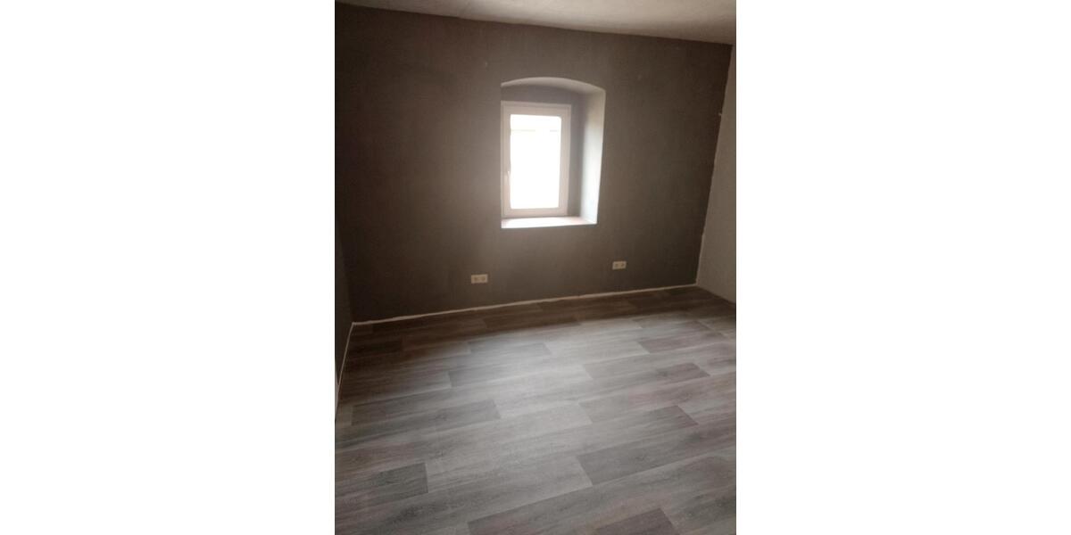 Einfamilienhaus Seegebiet Mansfelder Land - 7 Zimmer, 200 m&sup2;, 70.000&euro; | Angebot:26657379