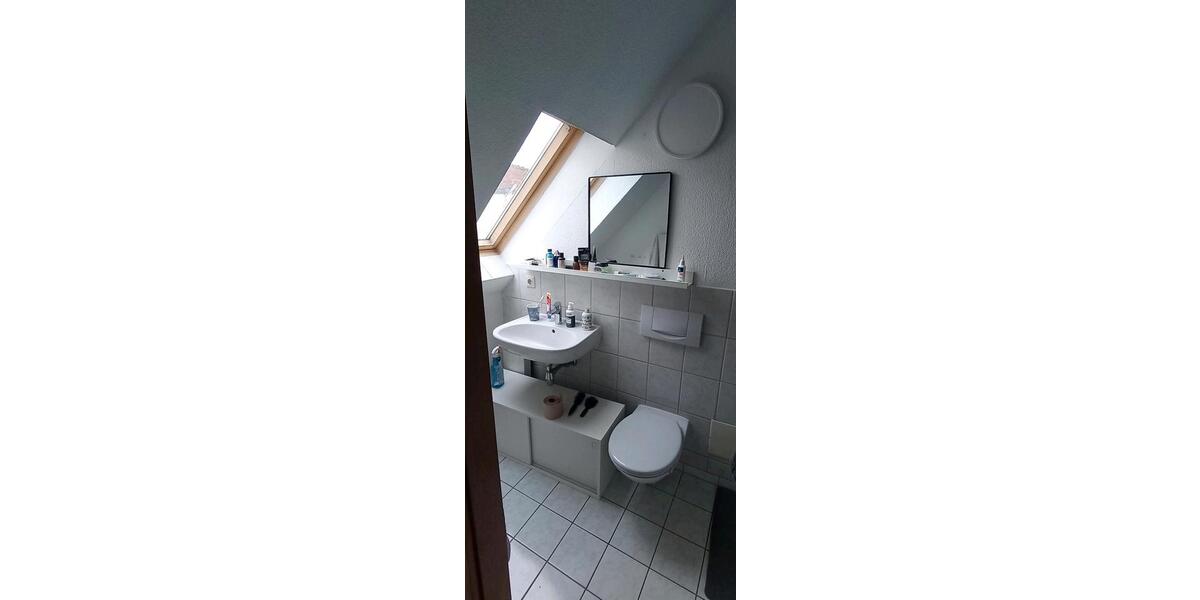 Dachgeschoßwohnung Halle (Saale) Damaschkestraße - 2 Zimmer, 39 m&sup2;, 487&euro; | Angebot:26265055