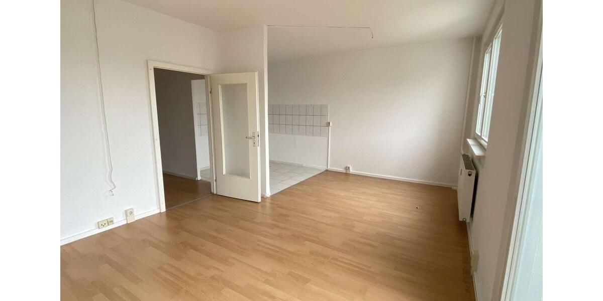 Etagenwohnung Halle (Saale) Halle-Neustadt - 3 Zimmer, 57 m&sup2;, 339&euro; | Angebot:25499228