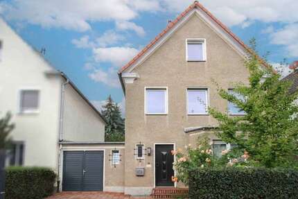 Haus zum Kaufen in Halle (Saale) 420.000 € 138.16 m² 5 zimmer