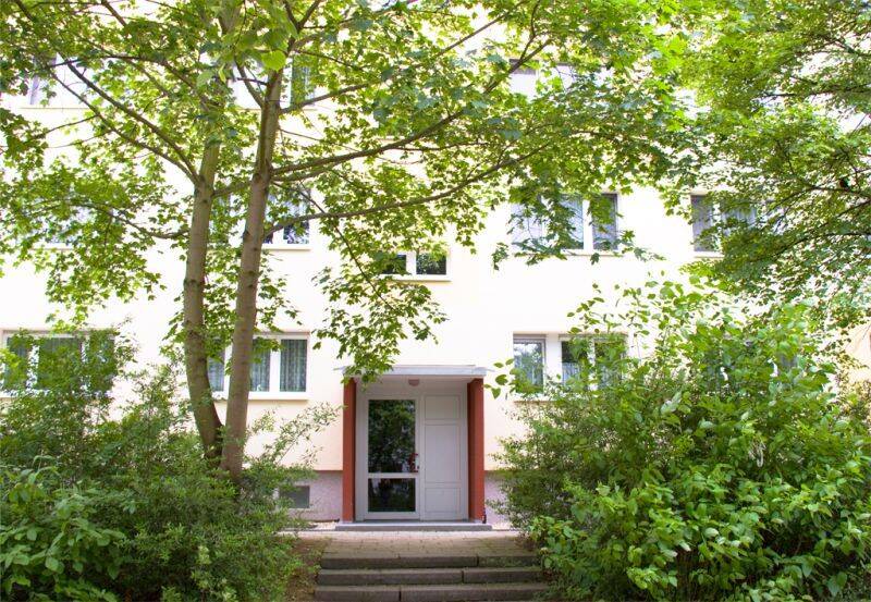 Etagenwohnung Halle (Saale) Südstadt - 4 Zimmer, 71 m&sup2;, 444&euro; | Angebot:26787611