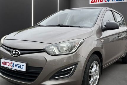 Hyundai i20 67.325 km 5.690 &euro; Sandersdorf Brehna 06796