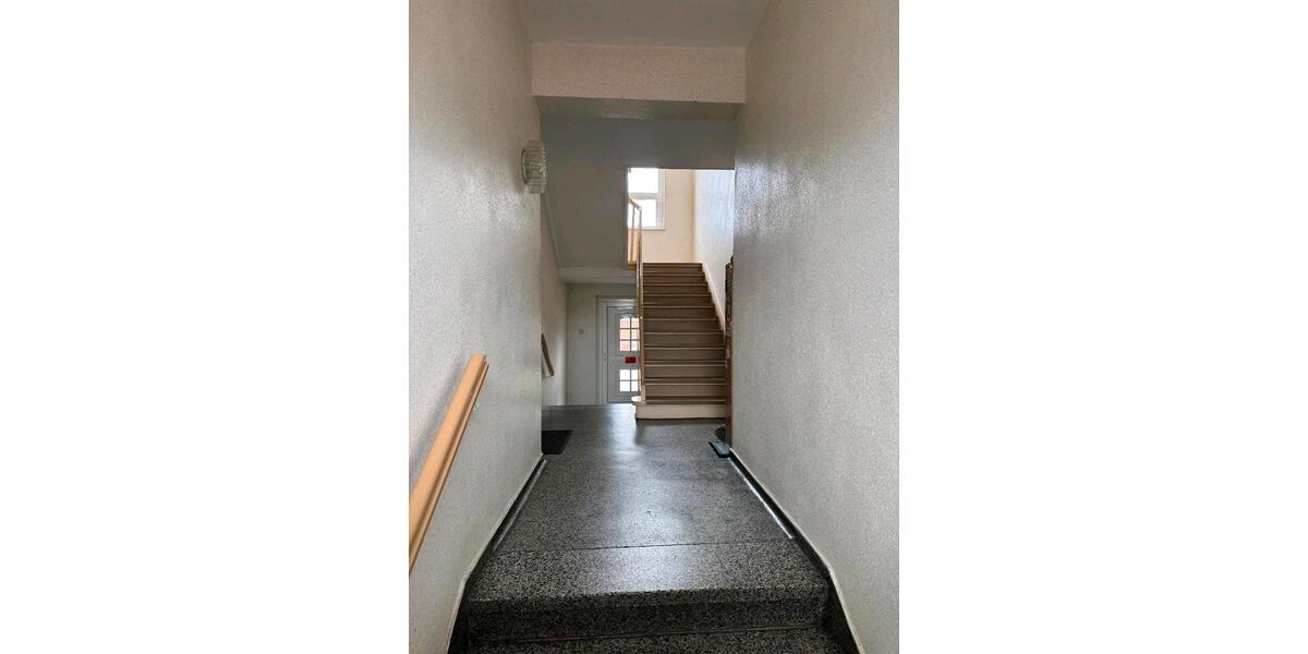 Etagenwohnung Bitterfeld-Wolfen Wolfen - 3 Zimmer, 86 m&sup2;, 725&euro; | Angebot:25408251