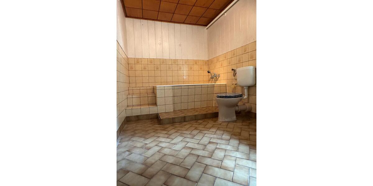 Einfamilienhaus Querfurt - 10 Zimmer, 196 m&sup2;, 200.000&euro; | Angebot:26075362