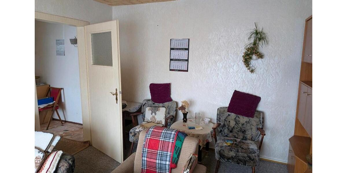 Mehrfamilienhaus, Wohnhaus Querfurt - 2 Zimmer, 48 m&sup2;, 16.000&euro; | Angebot:25941082