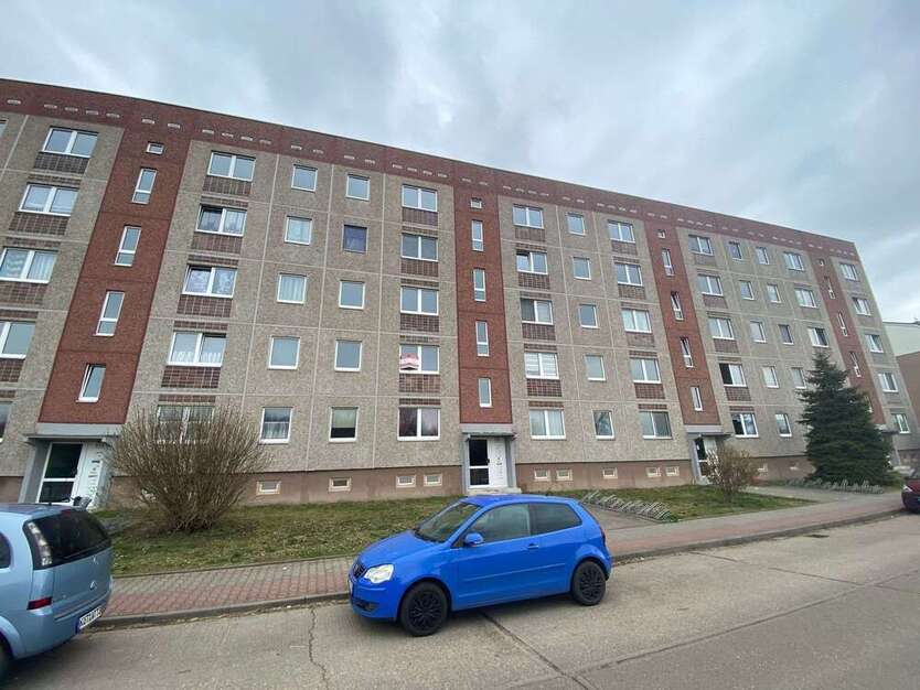 Wohnung zum Mieten in Weißandt-Gölzau 304 € 61 m²