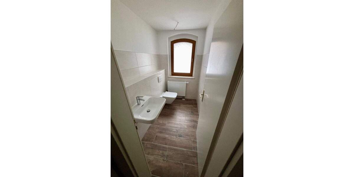 Gewerbeobjekt Halle Paulusviertel - 4 Zimmer, 130 m&sup2;, 419.000&euro; | Angebot:25247935