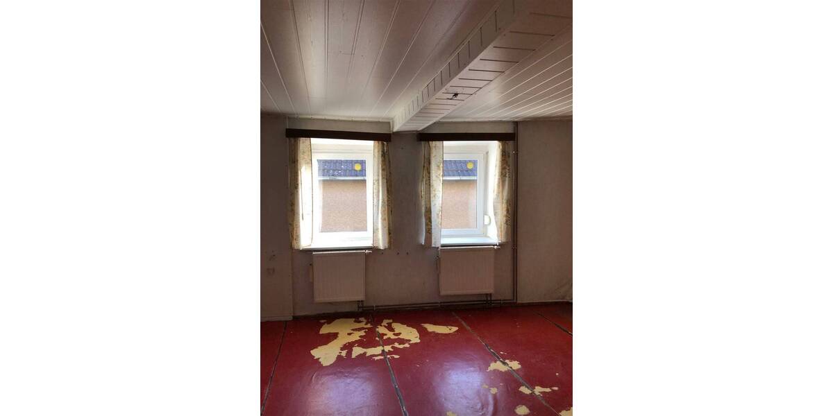 Einfamilienhaus Querfurt Weißenschirmbach - 5 Zimmer, 123 m&sup2;, 59.000&euro; | Angebot:25740254