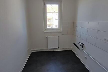 Wohnung Merseburg - 3 Zimmer, 59 m&sup2;, 341&euro; | Angebot:26662548