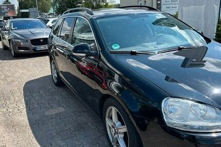 VW Golf 138.000 km 3.900 &euro; Halle/Saale 06116