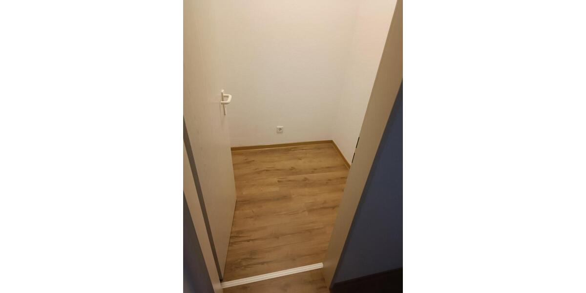 Erdgeschoßwohnung Bad Lauchstädt - 2 Zimmer, 72 m&sup2;, 99.000&euro; | Angebot:25960713