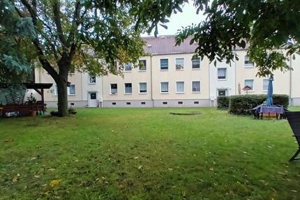 Wohnung Schkopau - 3 Zimmer, 65 m&sup2;, 375&euro; | Angebot:25854876