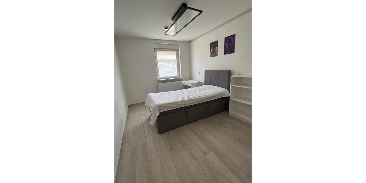 Etagenwohnung Halle (Saale) Damaschkestraße - 4 Zimmer, 90 m&sup2;, 220.000&euro; | Angebot:25870122