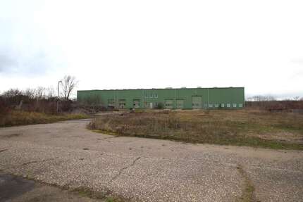 ++Gewerbehof mit Lagerhalle und Bürohaus an der B186++ zimmer