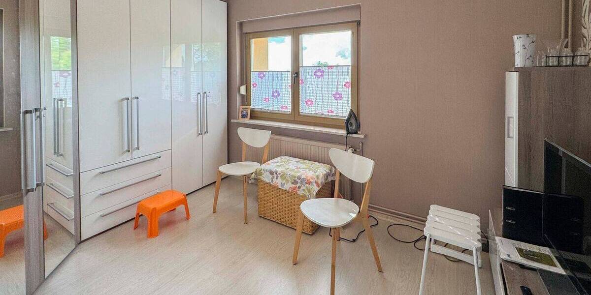 Reihenendhaus Kabelsketal Zwintschöna - 6 Zimmer, 176 m&sup2;, 299.000&euro; | Angebot:26887027