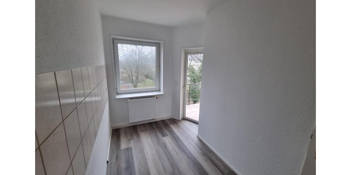 Etagenwohnung Köthen (Anhalt) - 4 Zimmer, 84 m&sup2;, 505&euro; | Angebot:26455890