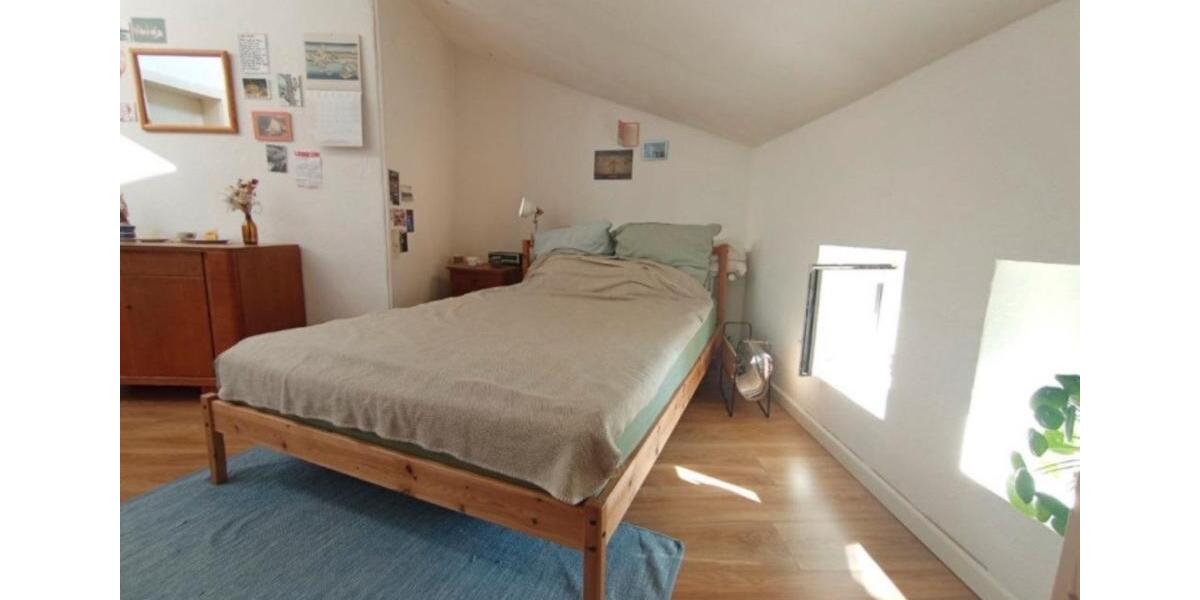 Dachgeschoßwohnung Halle (Saale) - 4 Zimmer, 90 m&sup2;, 631&euro; | Angebot:25407102