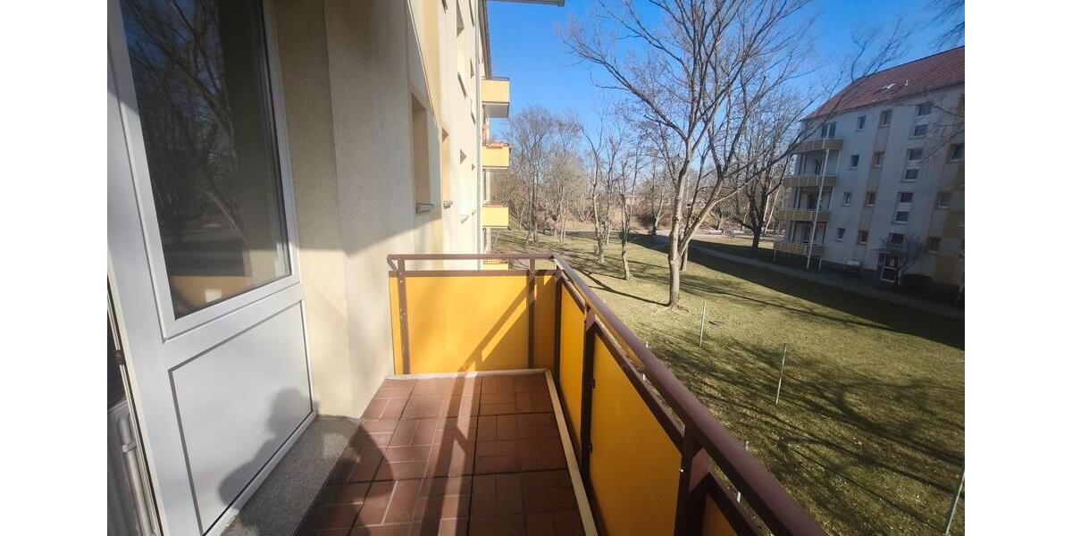 Etagenwohnung Merseburg - 2 Zimmer, 47 m&sup2;, 300&euro; | Angebot:25374789