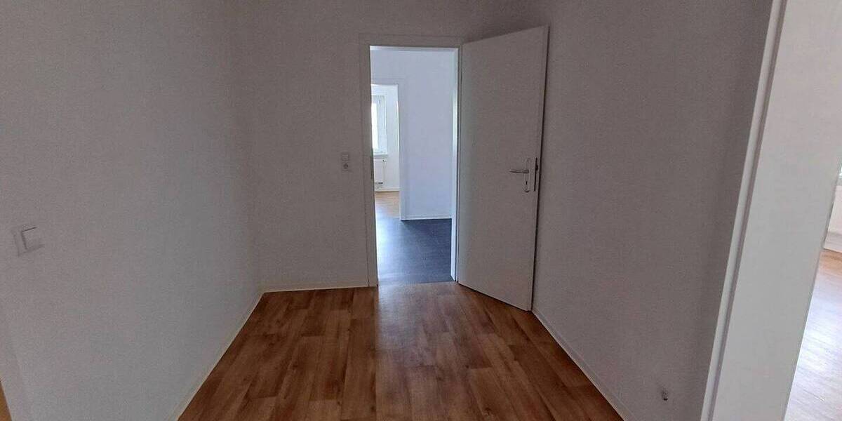 Etagenwohnung Merseburg Neumarkt (Vorstadt) - 3 Zimmer, 66 m&sup2;, 419&euro; | Angebot:26786959