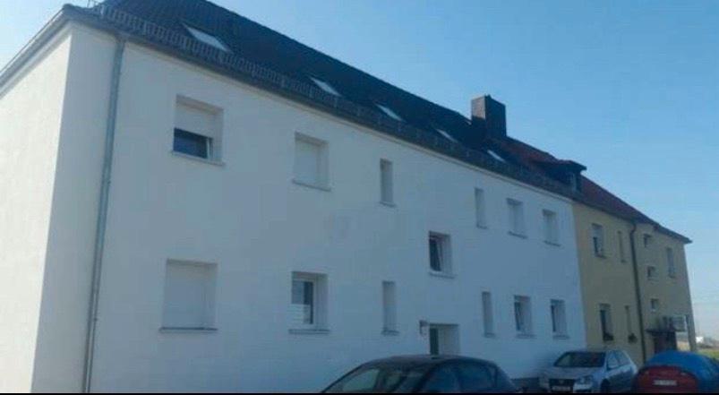 Etagenwohnung Leuna - 2.5 Zimmer, 65 m&sup2;, 396&euro; | Angebot:24833096