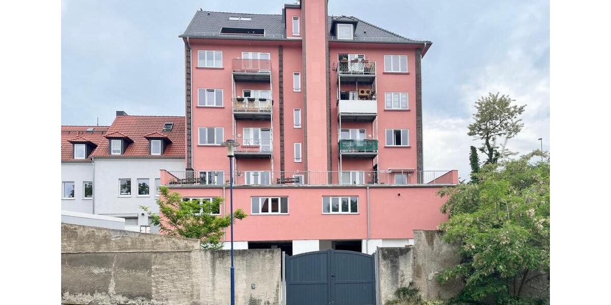 Etagenwohnung Leuna - 4 Zimmer, 106 m&sup2;, 800&euro; | Angebot:25959300