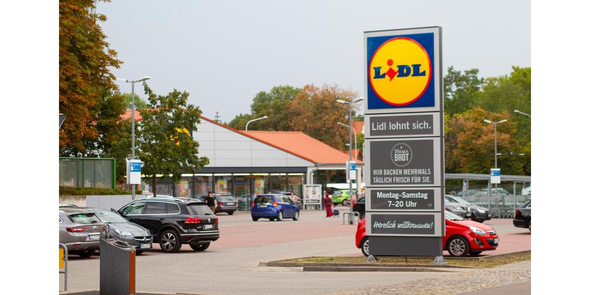 Etagenwohnung Halle (Saale) Frohe Zukunft - 1 Zimmer, 26 m&sup2;, 225&euro; | Angebot:26061348