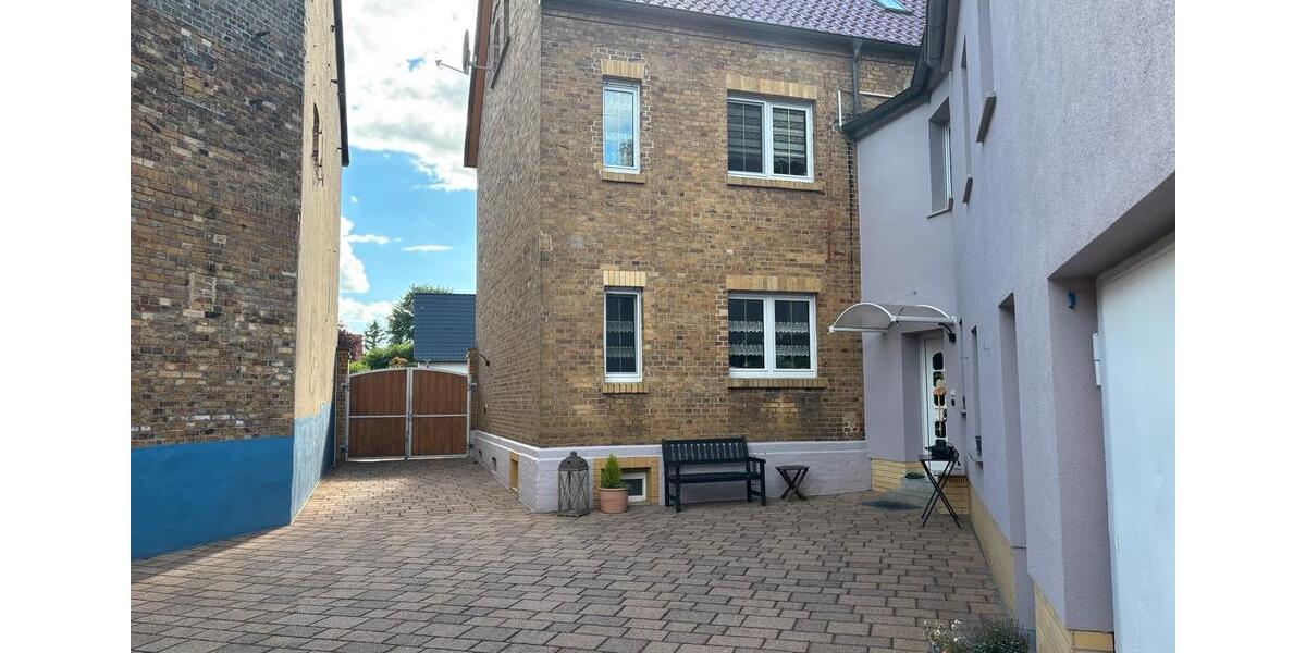 Einfamilienhaus Bitterfeld-Wolfen Bitterfeld - 5 Zimmer, 143 m&sup2;, 349.000&euro; | Angebot:26837397