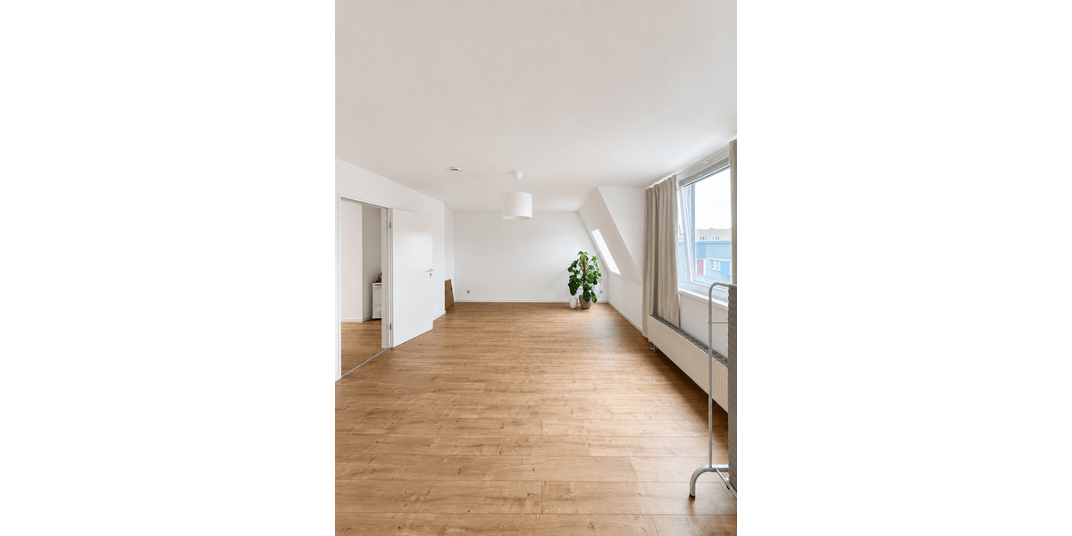 Etagenwohnung Bitterfeld-Wolfen Wolfen - 2 Zimmer, 77 m&sup2;, 510&euro; | Angebot:26817703