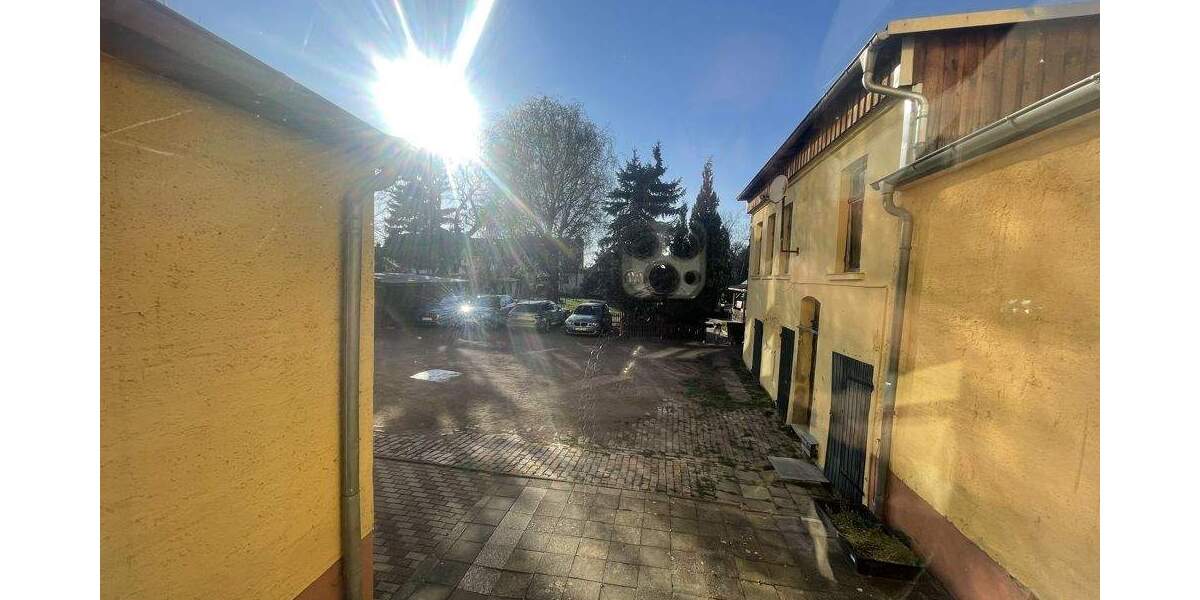 Etagenwohnung Lützen - 4 Zimmer, 110 m&sup2;, 850&euro; | Angebot:25689033