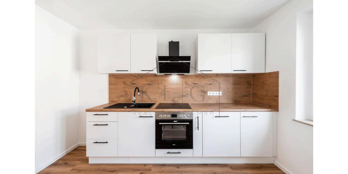 Etagenwohnung Halle (Saale) Damaschkestraße - 4 Zimmer, 93 m&sup2;, 1.100&euro; | Angebot:26195837