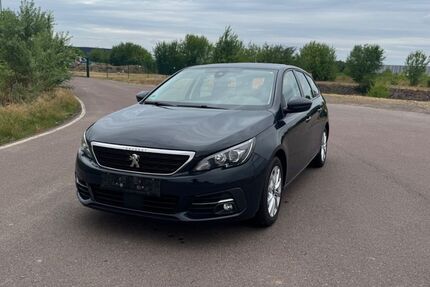 Peugeot 308 100.770 km 8.500 &euro; Landsberg 06188