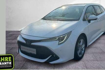 Toyota Corolla 32.474 km 24.590 &euro; Halle 06130