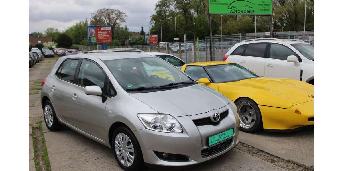 Toyota Auris 173.500 km 5.500 &euro; Holleben bei Halle 06179