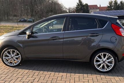 Ford Fiesta 161.000 km 6.500 &euro; Lutherstadt 06295