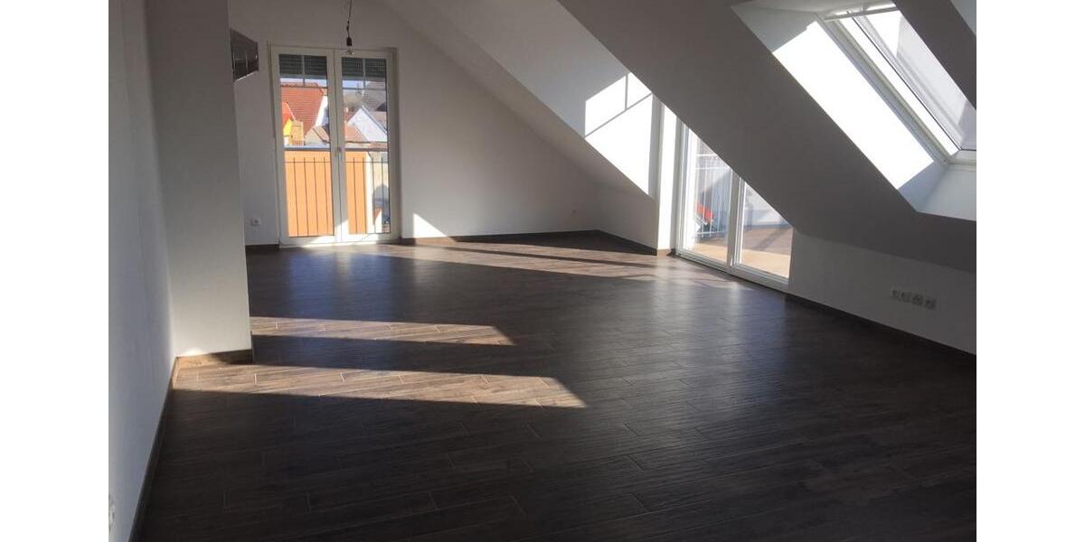 Dachgeschoßwohnung Schkeuditz - 3 Zimmer, 99 m&sup2;, 298.000&euro; | Angebot:26890207