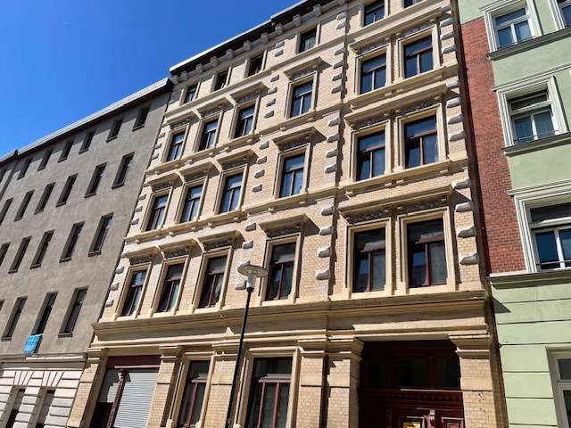 Wohnung zum Mieten in Halle 398 € 52.24 m²