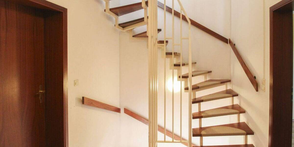 Reihenmittelhaus Leuna Kötschlitz - 5 Zimmer, 100 m&sup2;, 240.000&euro; | Angebot:26741429