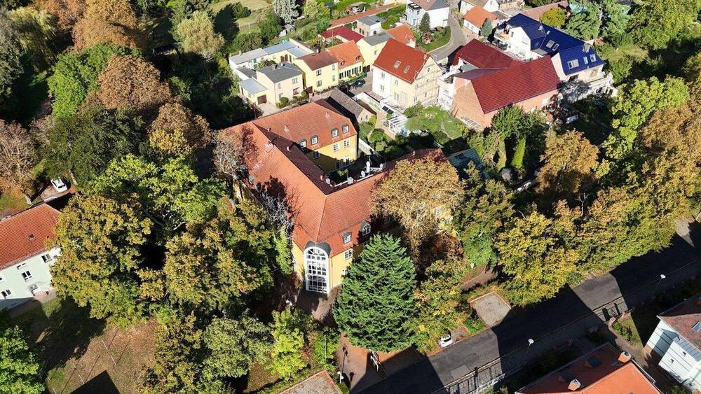 Mehrfamilienhaus, Wohnhaus Markranstädt Quesitz - 6 Zimmer, 2 m&sup2;, 2.800.000&euro; | Angebot:26257730