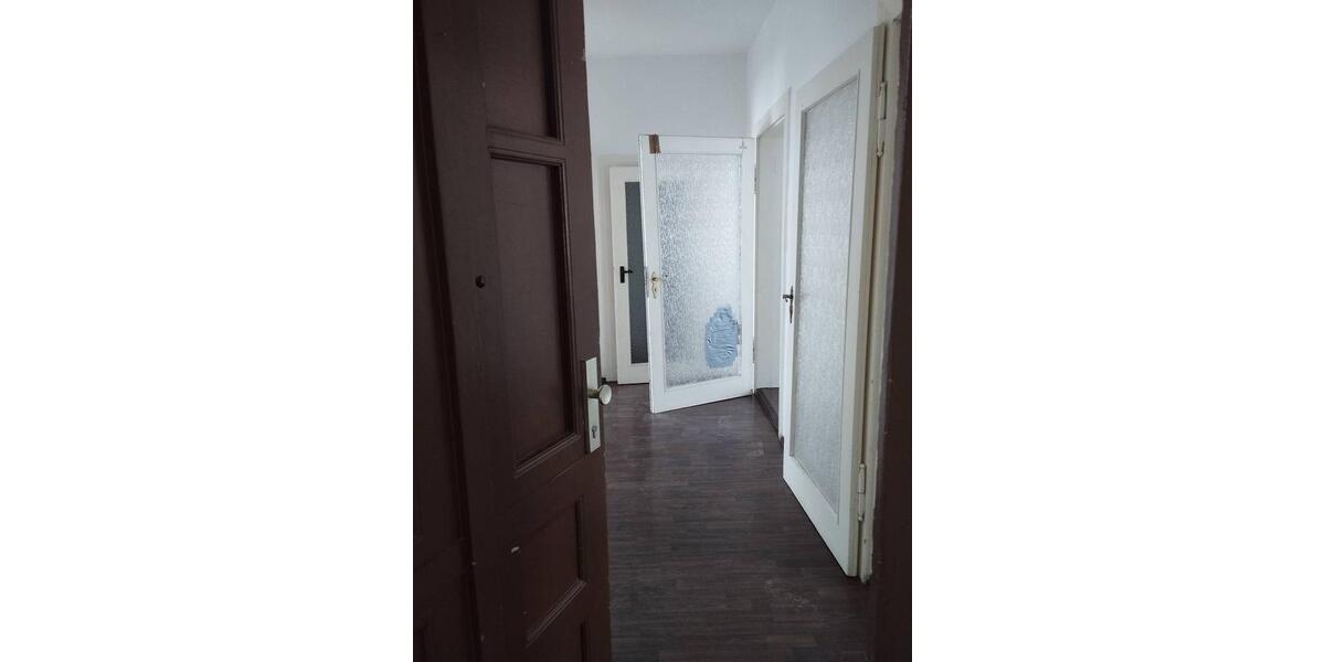 Etagenwohnung Halle (Saale) Damaschkestraße - 2 Zimmer, 71 m&sup2;, 500&euro; | Angebot:26587412