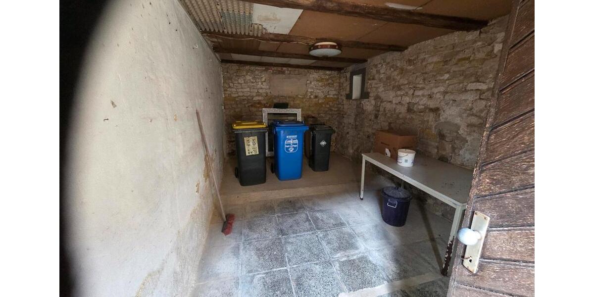 Doppelhaushälfte Bad Lauchstädt - 4 Zimmer, 75 m&sup2;, 75.000&euro; | Angebot:27107780