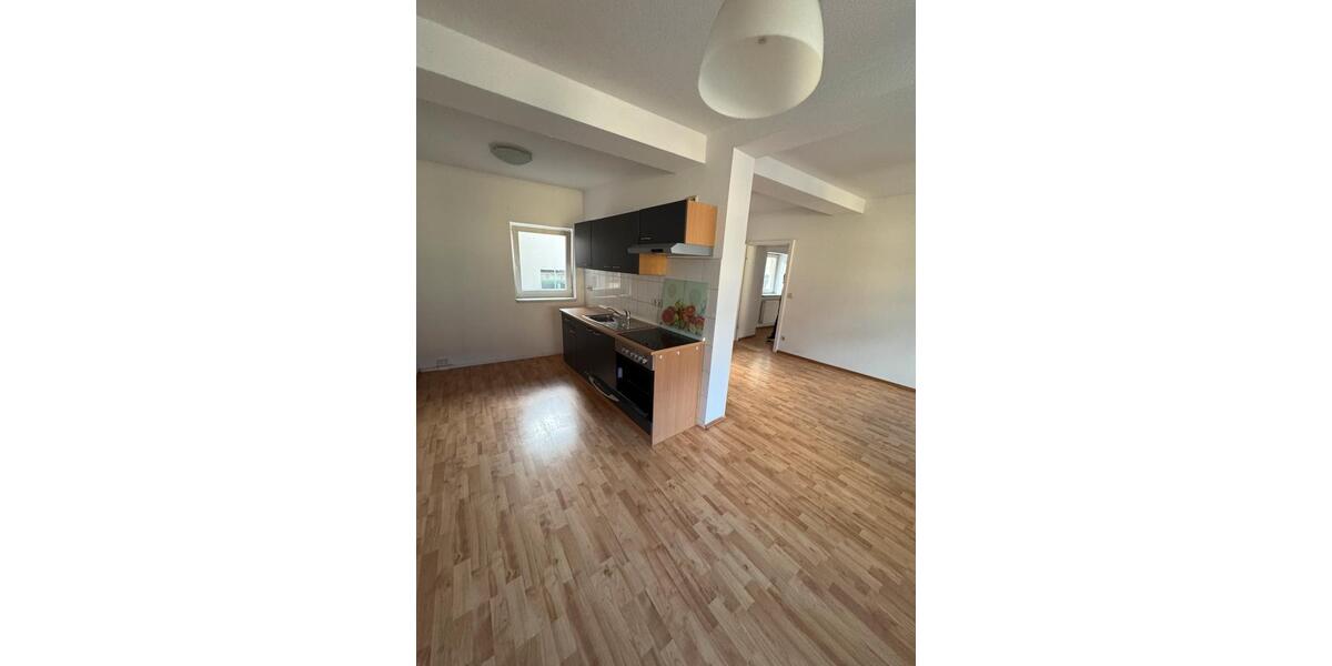 Etagenwohnung Halle (Saale) Frohe Zukunft - 2 Zimmer, 50 m&sup2;, 400&euro; | Angebot:25055381