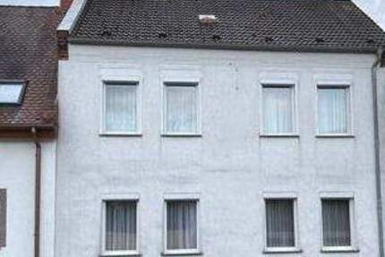 DHH mit Einliegerwohnung in Lieskau 5 zimmer