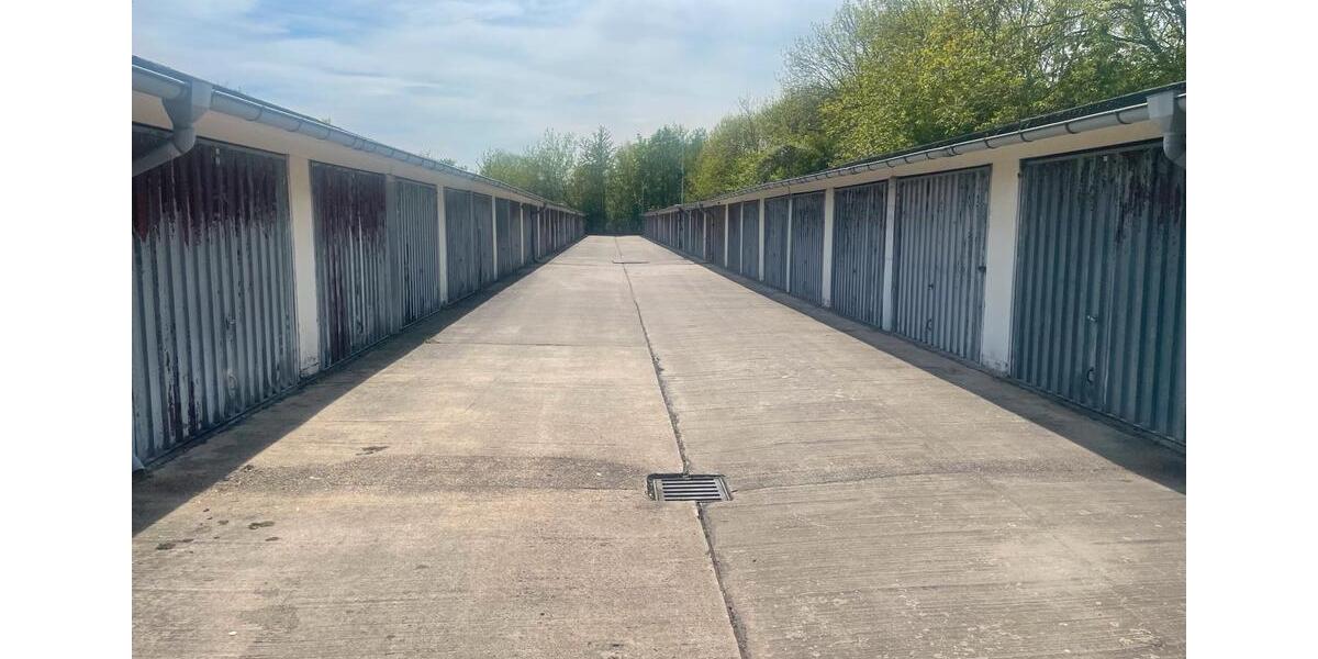 Garagen / Stellplätze Halle (Saale) Halle-Neustadt - 75&euro; | Angebot:26343795