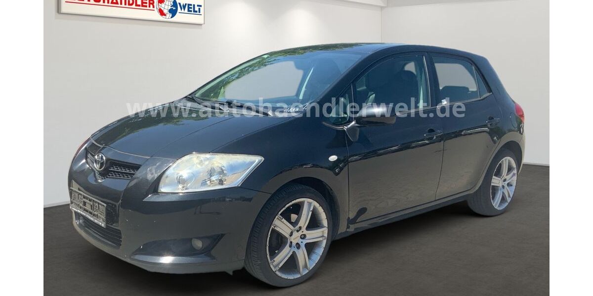 Toyota Auris 235.670 km 2.499 &euro; Brehna 06796