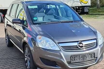 Opel Zafira 174.200 km 6.500 € Halle 06120