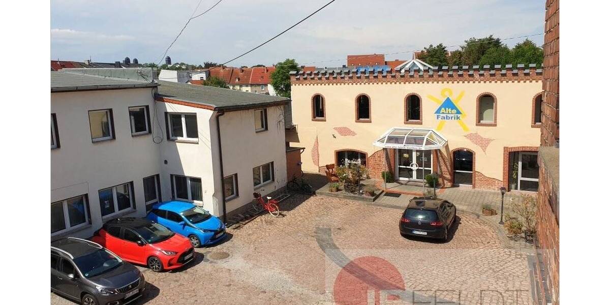 Mehrfamilienhaus, Wohnhaus Köthen (Anhalt) Köthen - 6 Zimmer, 971 m&sup2;, 395.000&euro; | Angebot:25696059