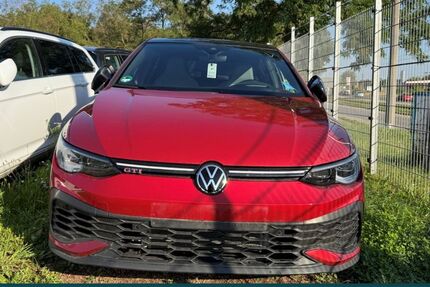 VW Golf 22.600 km 37.990 &euro; Leuna 06237