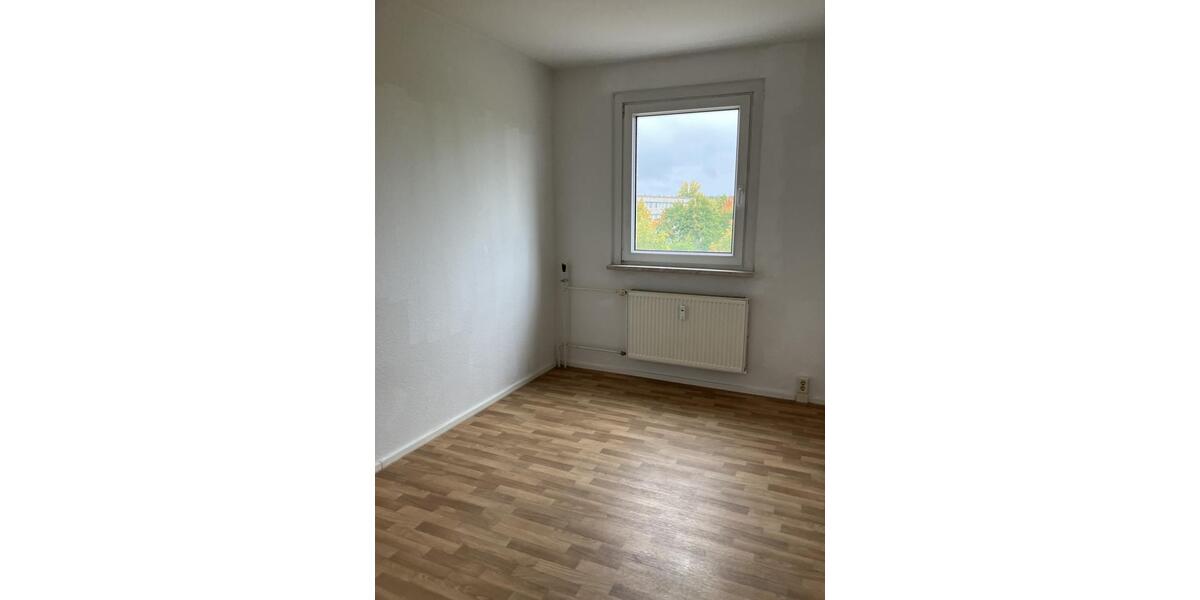 Dachgeschoßwohnung Halle (Saale) Nietleben - 6 Zimmer, 112 m&sup2;, 657&euro; | Angebot:24378268